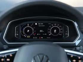 Volkswagen Tiguan (2022) thumbnail 24