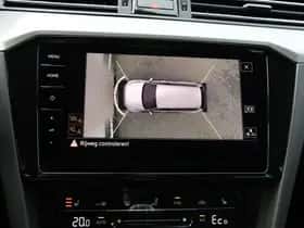 Volkswagen Passat (2022) thumbnail 34