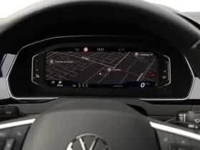 Volkswagen Passat (2022) thumbnail 9