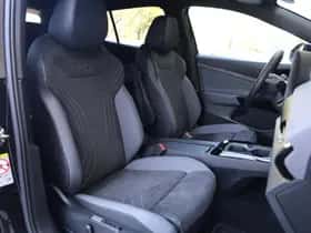 Volkswagen ID.4 (2025) thumbnail 8