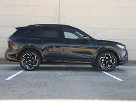 Volkswagen Tiguan (2025) thumbnail 2