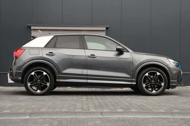 Audi Q2 (2025) thumbnail 2