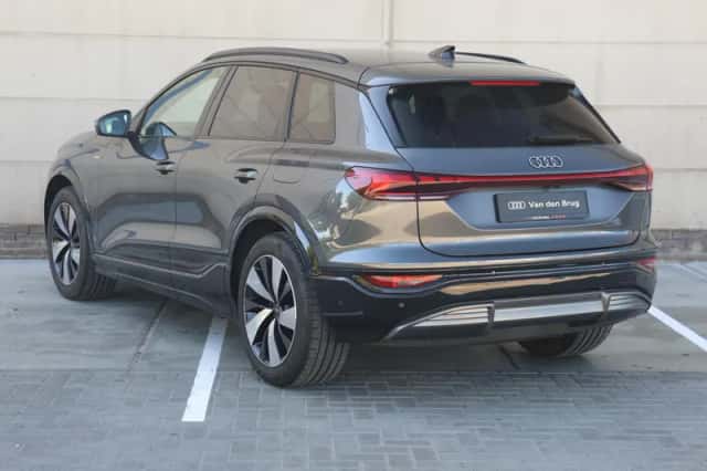 Audi Q6 e-tron (2025) thumbnail 12