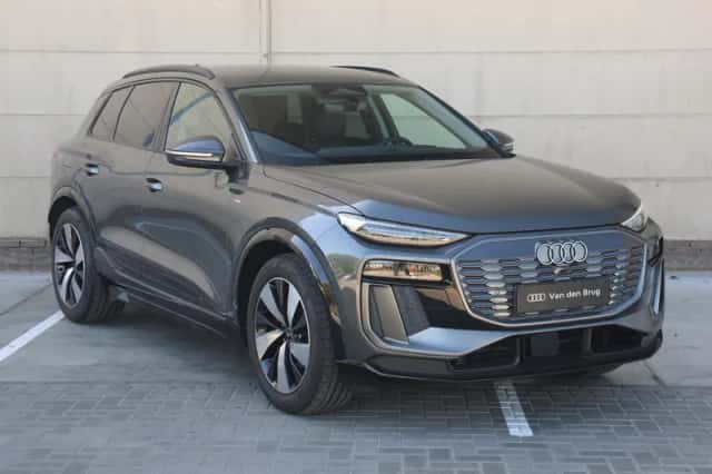 Audi Q6 e-tron (2025) thumbnail 3