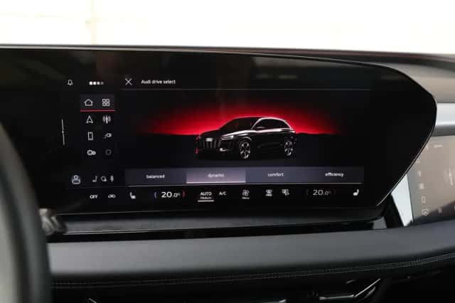 Audi Q6 e-tron (2025) thumbnail 36