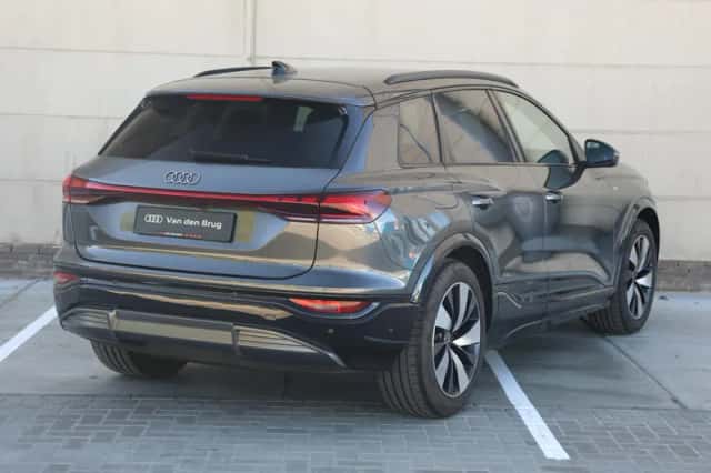 Audi Q6 e-tron (2025) thumbnail 5