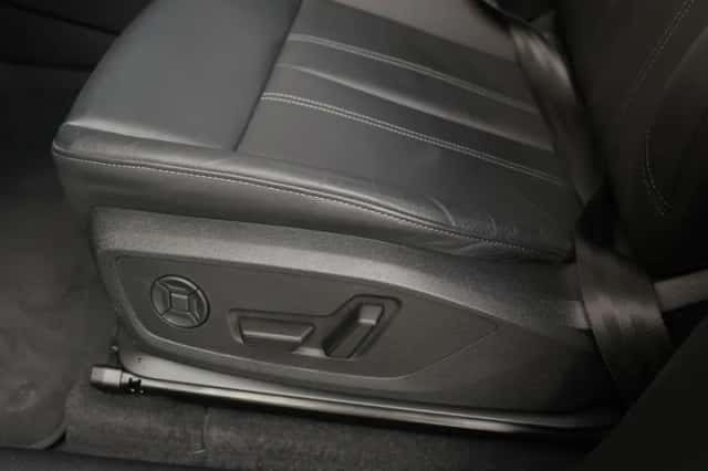 Audi Q6 e-tron (2025) thumbnail 44
