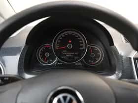 Volkswagen Up! (2020) thumbnail 20