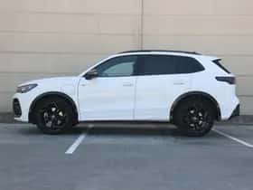 Volkswagen Tiguan (2024) thumbnail 11