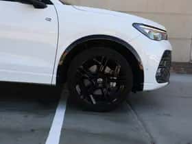 Volkswagen Tiguan (2024) thumbnail 16