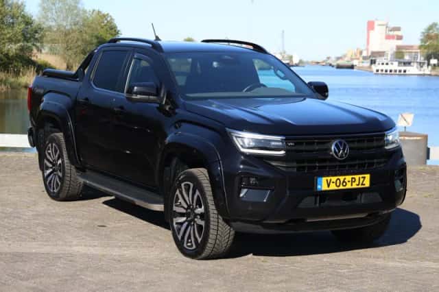 Volkswagen Amarok (2024) thumbnail 3