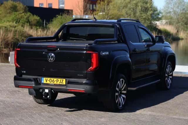 Volkswagen Amarok (2024) thumbnail 5