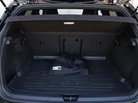 Volkswagen Golf (2024) thumbnail 18