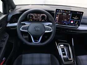 Volkswagen Golf (2024) thumbnail 21