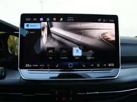 Volkswagen Golf (2024) thumbnail 35
