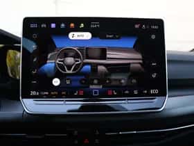Volkswagen Golf (2024) thumbnail 36