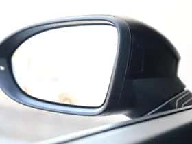 Volkswagen Golf (2024) thumbnail 40