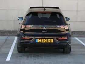 Volkswagen Golf (2024) thumbnail 6