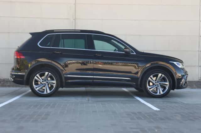 Volkswagen Tiguan (2024) thumbnail 2