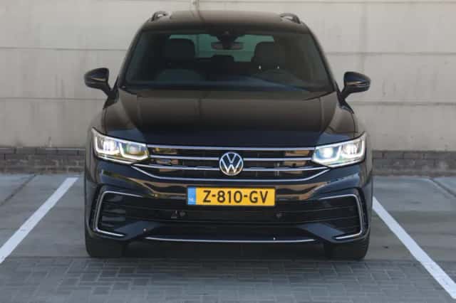 Volkswagen Tiguan (2024) thumbnail 4