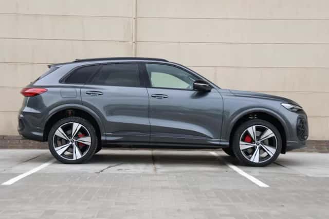 Audi Q5 (2026) thumbnail 2