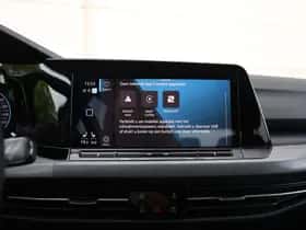 Volkswagen Golf (2022) thumbnail 28