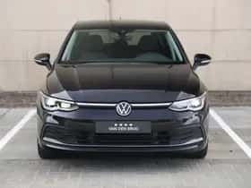 Volkswagen Golf (2022) thumbnail 4