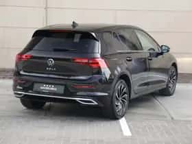Volkswagen Golf (2022) thumbnail 5