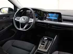 Volkswagen Golf (2022) thumbnail 7
