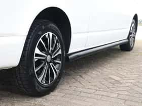 Volkswagen Transporter (2023) thumbnail 18