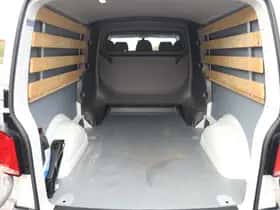 Volkswagen Transporter (2023) thumbnail 21