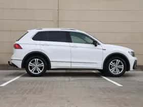 Volkswagen Tiguan (2017) thumbnail 2