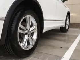 Volkswagen Tiguan (2017) thumbnail 17