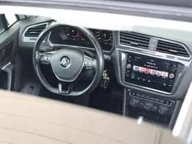 Volkswagen Tiguan (2017) thumbnail 23