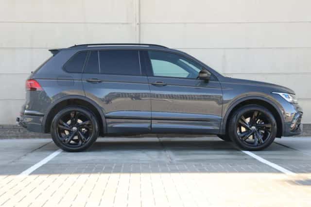 Volkswagen Tiguan (2023) thumbnail 2