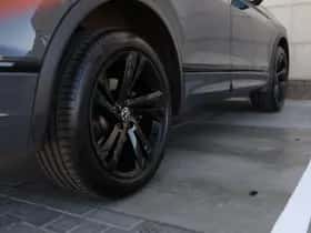 Volkswagen Tiguan (2023) thumbnail 17