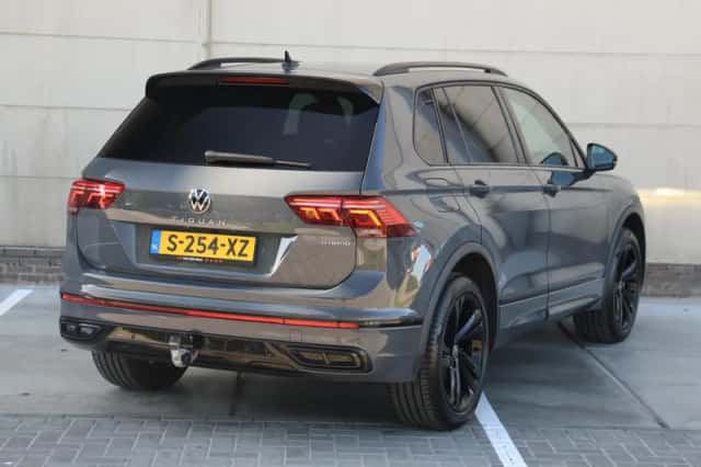 Volkswagen Tiguan (2023) thumbnail 5