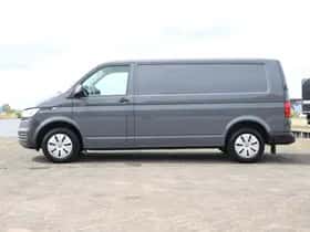 Volkswagen Transporter (2024) thumbnail 11