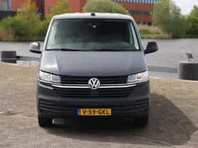 Volkswagen Transporter (2024) thumbnail 13