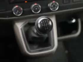 Volkswagen Transporter (2024) thumbnail 27