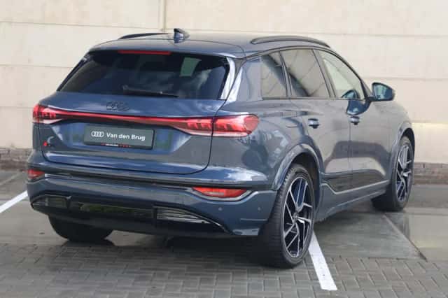 Audi Q6 e-tron (2025) thumbnail 5