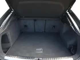 Audi Q3 (2024) thumbnail 24