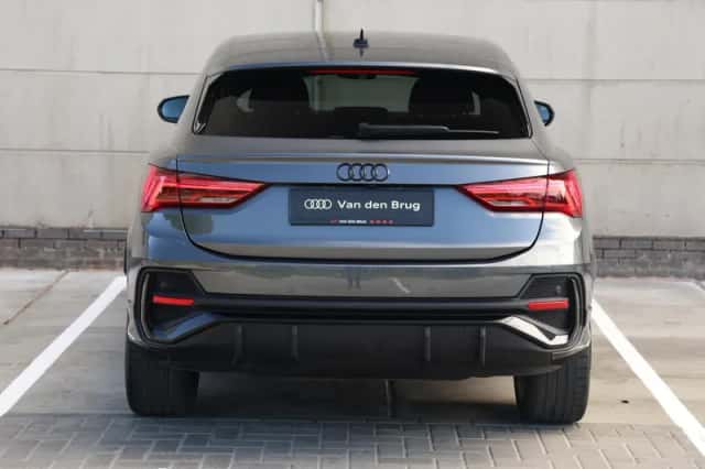 Audi Q3 (2024) thumbnail 6