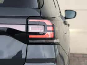 Volkswagen T-Cross (2019) thumbnail 16