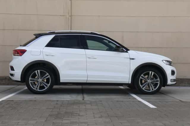 Volkswagen T-Roc (2018) thumbnail 2