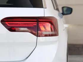 Volkswagen T-Roc (2018) thumbnail 16