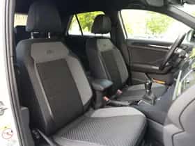 Volkswagen T-Roc (2018) thumbnail 8