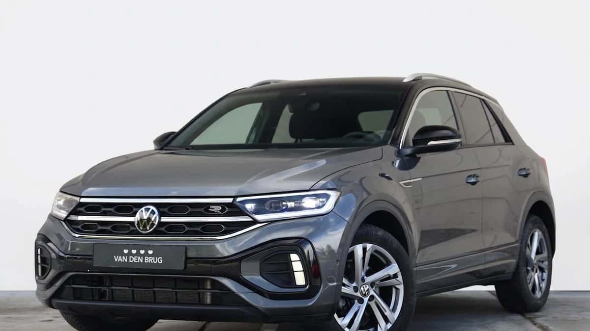 Volkswagen T-Roc (2025) — foto 1