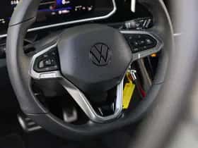 Volkswagen T-Roc (2025) thumbnail 36