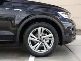 Volkswagen T-Roc (2023) thumbnail 15
